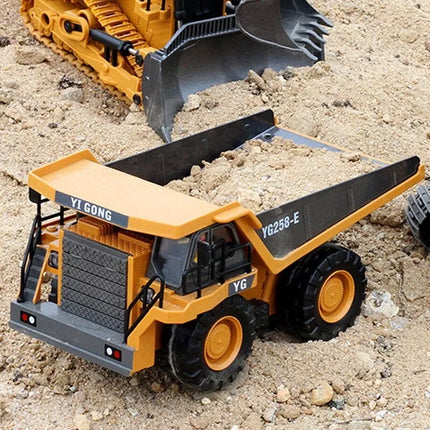 Yi Gong Toys 1:24 9CH 2.4G RC Construction Dump Truck Toy with Lights & Sounds