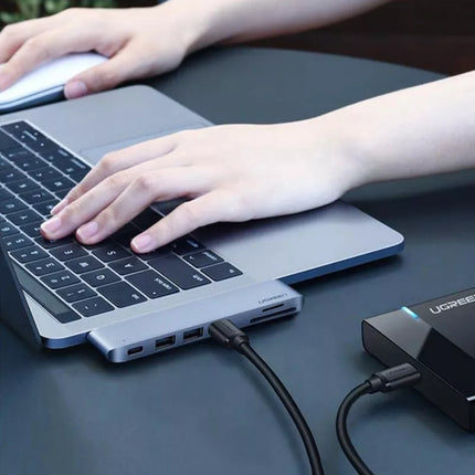 UGREEN 6-in-2 USB C Hub USB 3.0 TF/SD Thunderbolt 3.0 for MacBook Pro/Air M1