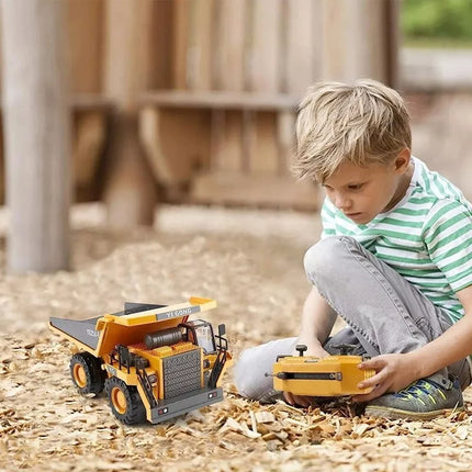 Yi Gong Toys 1:24 9CH 2.4G RC Construction Dump Truck Toy with Lights & Sounds